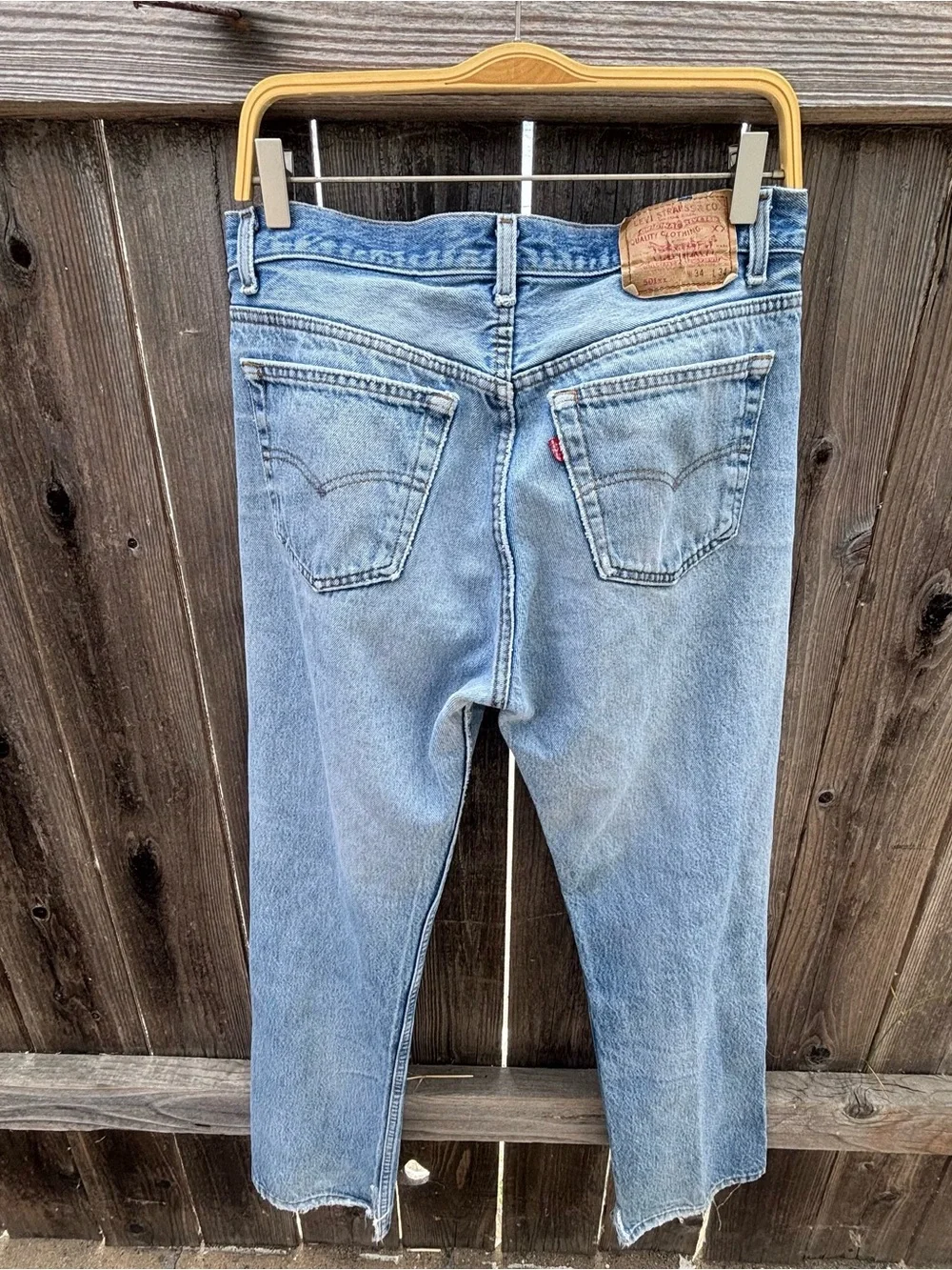 80s Vintage USA Levi’s 501 Distressed Blue Jeans Tagged 34 x 34 Fit 31-32